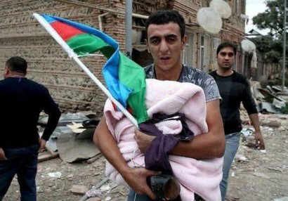 Gəncədə evə mərmi düşdü, 10 aylıq körpə yaralandı