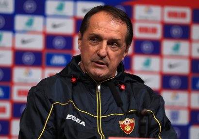 Monteneqronun baş məşqçisi: \
