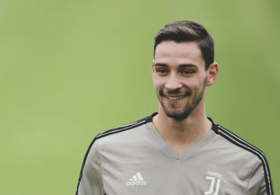 “Yuventus”un futbolçusu “Lion”da