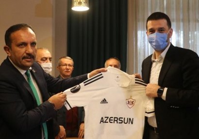 Emrah Çelikel Böyük Birlik Partiyasına təşəkkür etdi - FOTOLAR