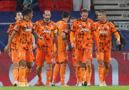 Klub prezidenti futbolçuları millinin düşərgəsinə buraxmır