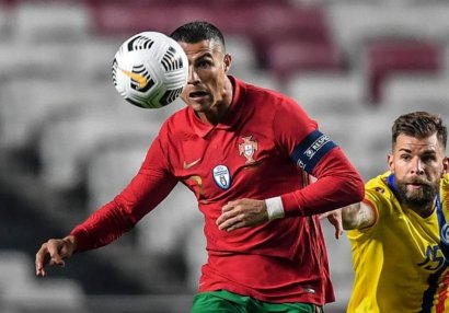 Ronaldu yubiley zəfərindən yazdı