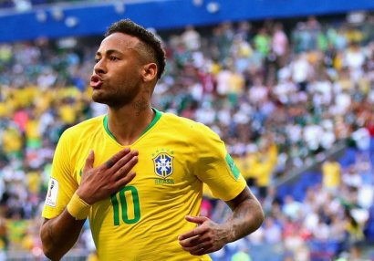Neymar Braziliya millisinin düşərgəsini tərk etdi