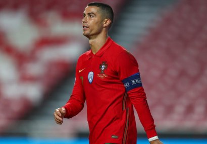 Ronaldu Fransaya qol vura bilmir