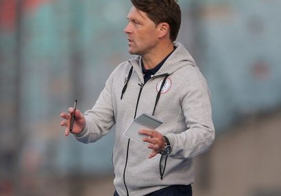 Lük Holts: \