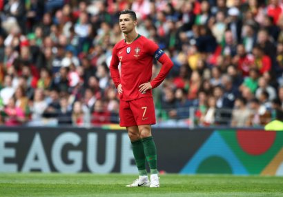 Ronaldo Xavini geridə qoydu