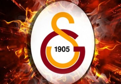 Xorvat ulduz İstanbul nəhənginə gəlir - SON DURUM