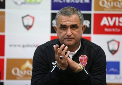 Əhmədovdan xələfinə və Sultanova eyhamlı sözlər