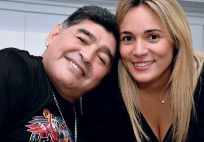Maradona ilə bağlı qorxunc iddia: Döyüb, nərdivandan aşağı atıb