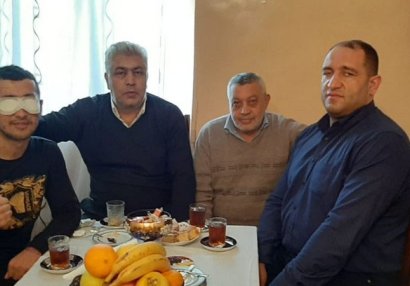 İlham Zəkiyev gözlərini itirən qazi ilə görüşdü - FOTOLAR