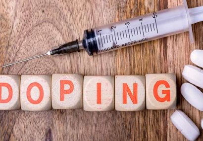 Milli komandanın iki futbolçusu dopinq testdə \