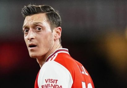 Məsut Özil Amerika klubuna keçə bilər