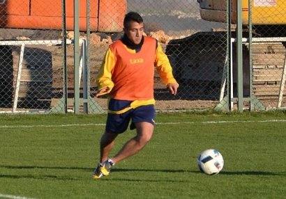 “Neftçi” Rusiyadan sabiq futbolçusunu qaytarmaq istəyir