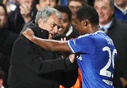 Eto’О Mourinyunun Qvardioladan nədə üstün olduğunu açıqladı