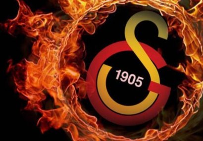 “Qalatasaray” İngiltərədən daha iki futbolçu transfer edir