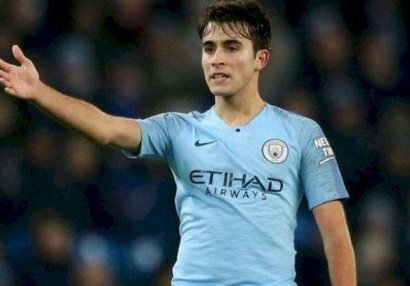 “Barselona” maliyyə probleminə görə transferi təxirə saldı