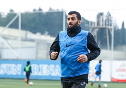 Rahid Əmirquliyev: \