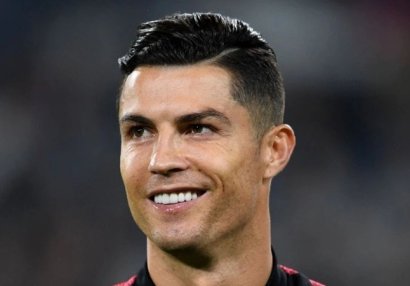 Ronaldo daha bir ilkə imza atdı - Bu dəfə meydandan kənarda...