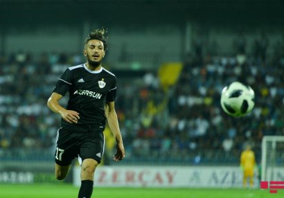 Zubir 100-ə çatdı