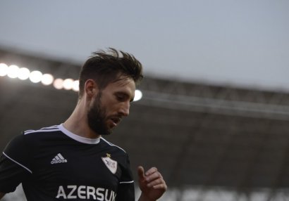 Filip Ozobiç: 