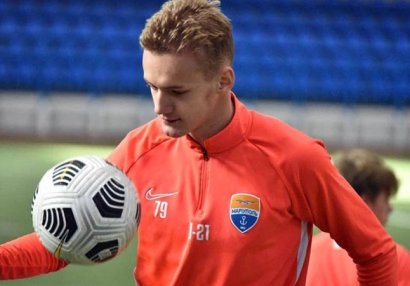 AFFA Ukraynada oynayan daha bir futbolçunu milliləşdirir