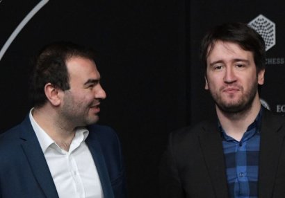 Şəhriyar Məmmədyarov Teymur Rəcəbova qarşı