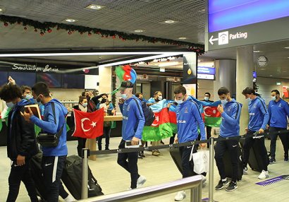 De Byazidən millinin futbolçularına qadağa