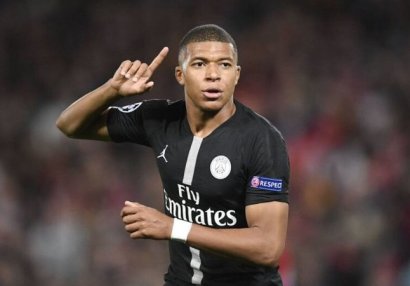 Mbappe rekorda imza atdı