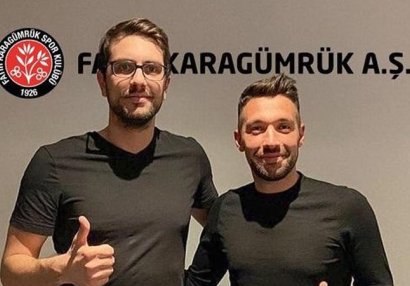 Superliqada 31 yaşlı italyan baş məşqçi