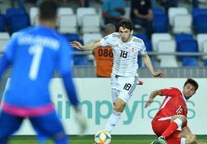 Millimizin sabiq hücumçusunun oğlu \
