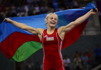 AÇ: Mariya Stadnik finalda