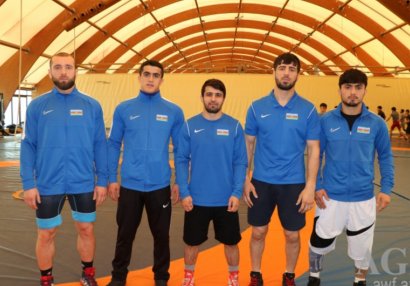Güləşçilərimiz Avropa çempionatını 3 medalla bitirdi