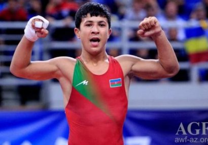 Zaur Əliyev: \