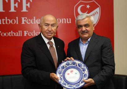 Rövnəq Abdullayev: \