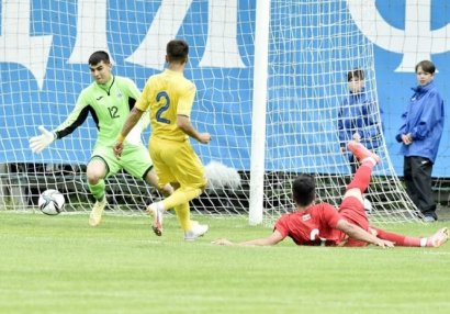 Azərbaycan millisi Ukraynanı yensə də...