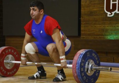 Ustad atletlərimiz dünya çempionatında uğurla çıxış etdi