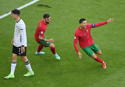Ronaldu rekordunu yenilədi, Klozeyə şərik oldu