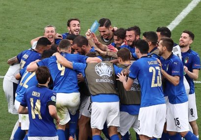 İtaliya millisi Avropa çempionatlarında ilkə imza atdı