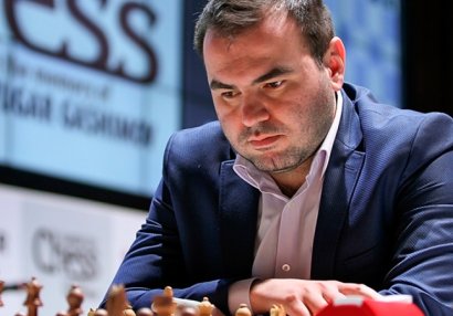 Şəhriyar keçmiş dünya çempionuna qarşı