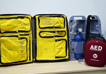 AFFA defibrilyator cihazlarını klublara verdi