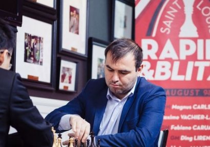 Məmmədyarov startı \