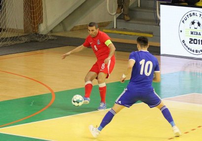 Rizvan Fərzəliyev: \