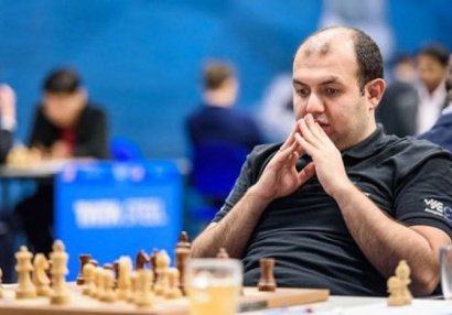 AÇ: Rauf Məmmədov Demçenko ilə üz-üzə