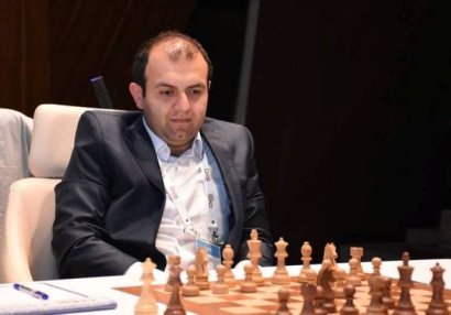 AÇ: Rauf Məmmədov Rumıniya şahmatçısına qarşı