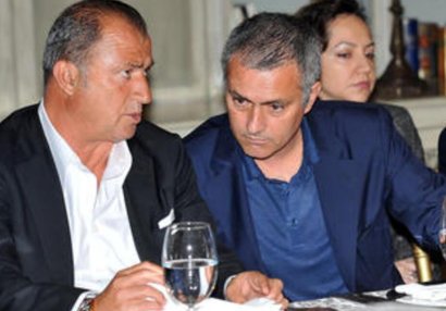 Mourinyudan Fatih Terimə videotəbrik: Yaşını azaltdı