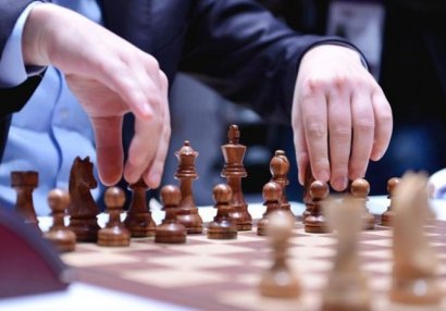 Şahmatçımız Avropa çempionatında itkisiz irəliləyir