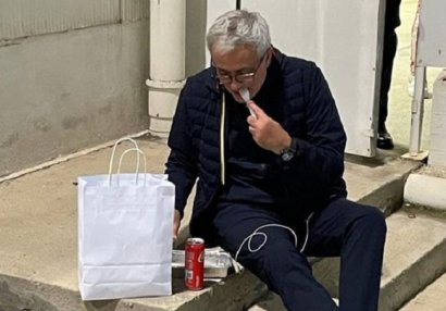 Mourinyunun bu paylaşımı diqqət çəkdi - FOTO