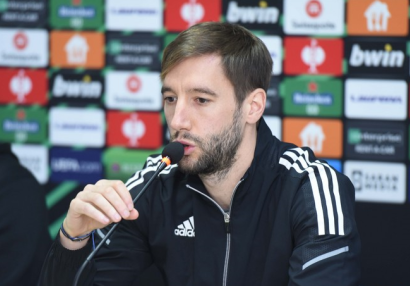 Filip Ozobiç: \