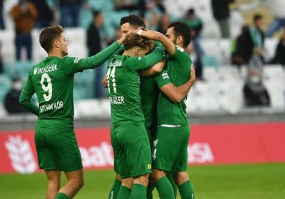 Komandası növbəti mərhələyə Namiksiz yüksəldi