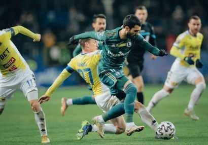 Mahir Emrelinin komandası darmadağına üzüldü